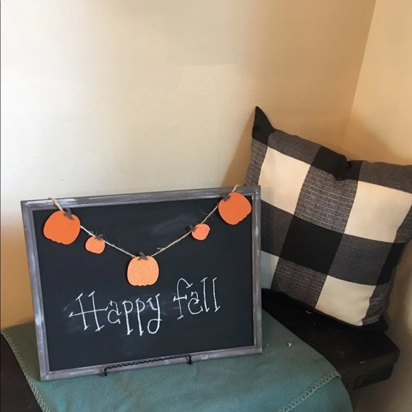 Fall themed chalk board - Picture 4 of 4